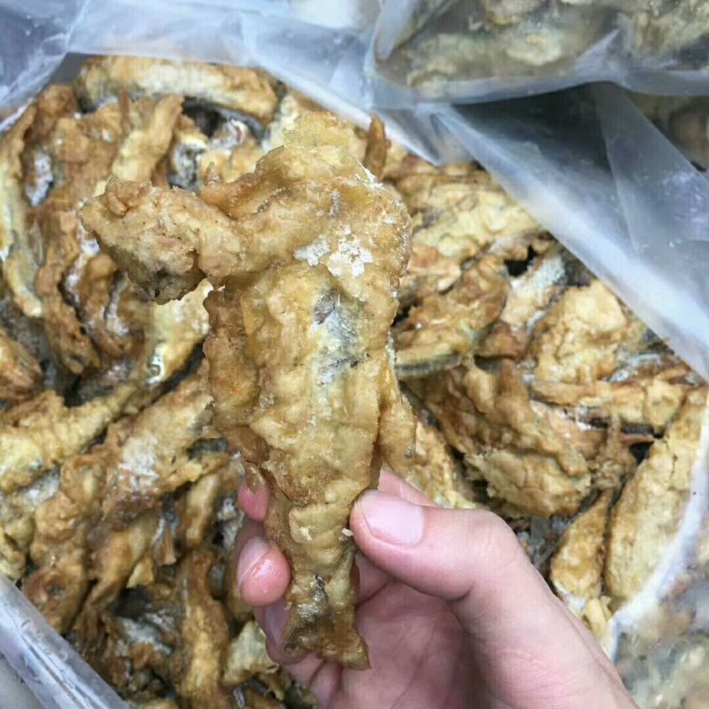 江湖地摊猫猫鱼，油炸的，随便过下锅就能吃！