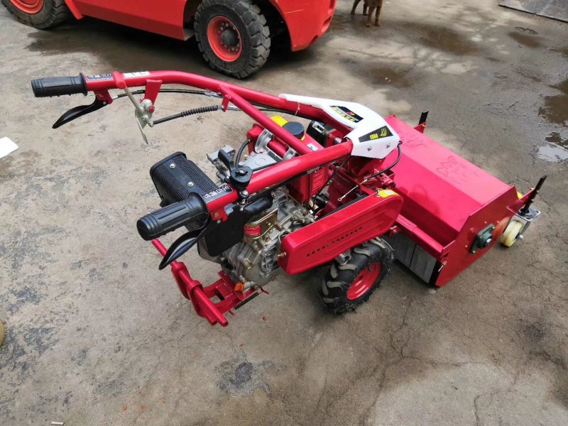 多功能手推式碎草还田机柴油自走式碎草机