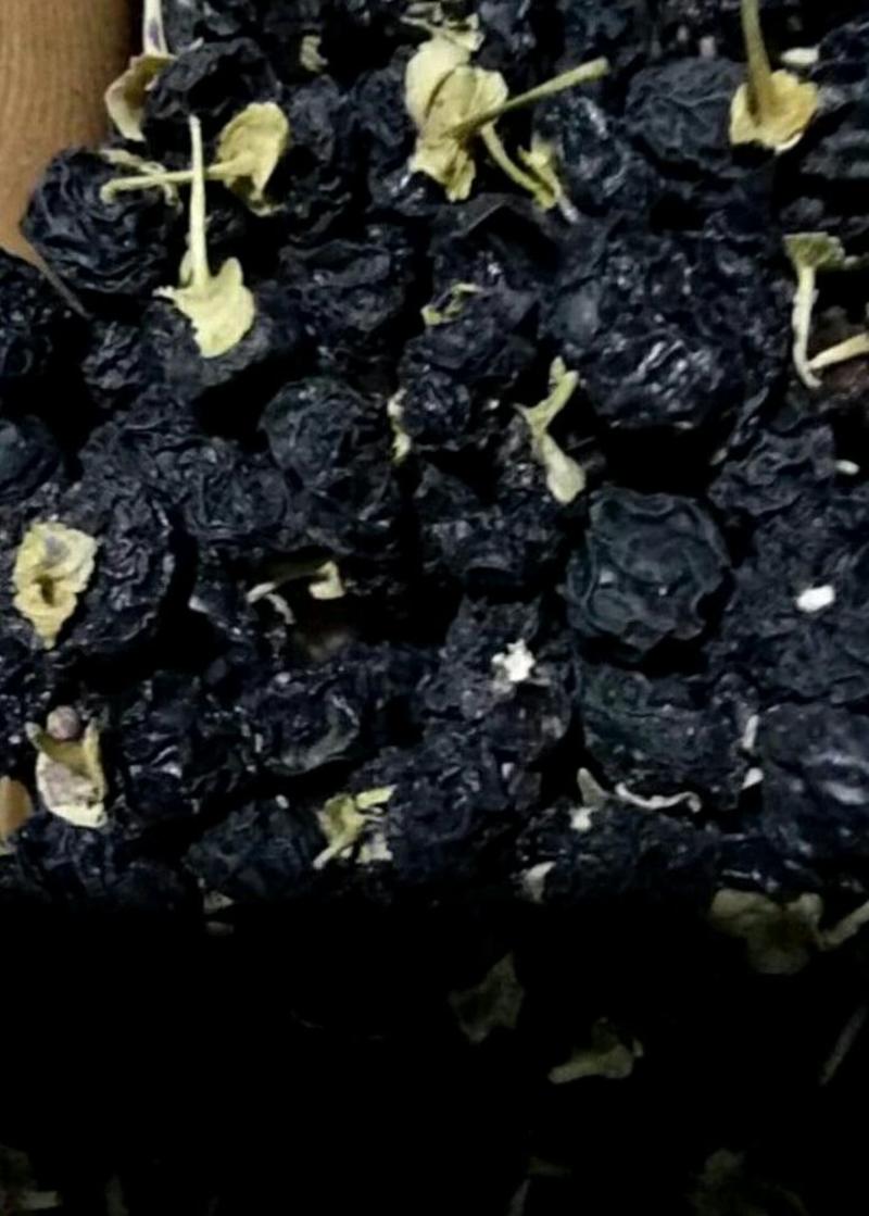 黑枸杞干果自然晒干，颗粒大，包邮