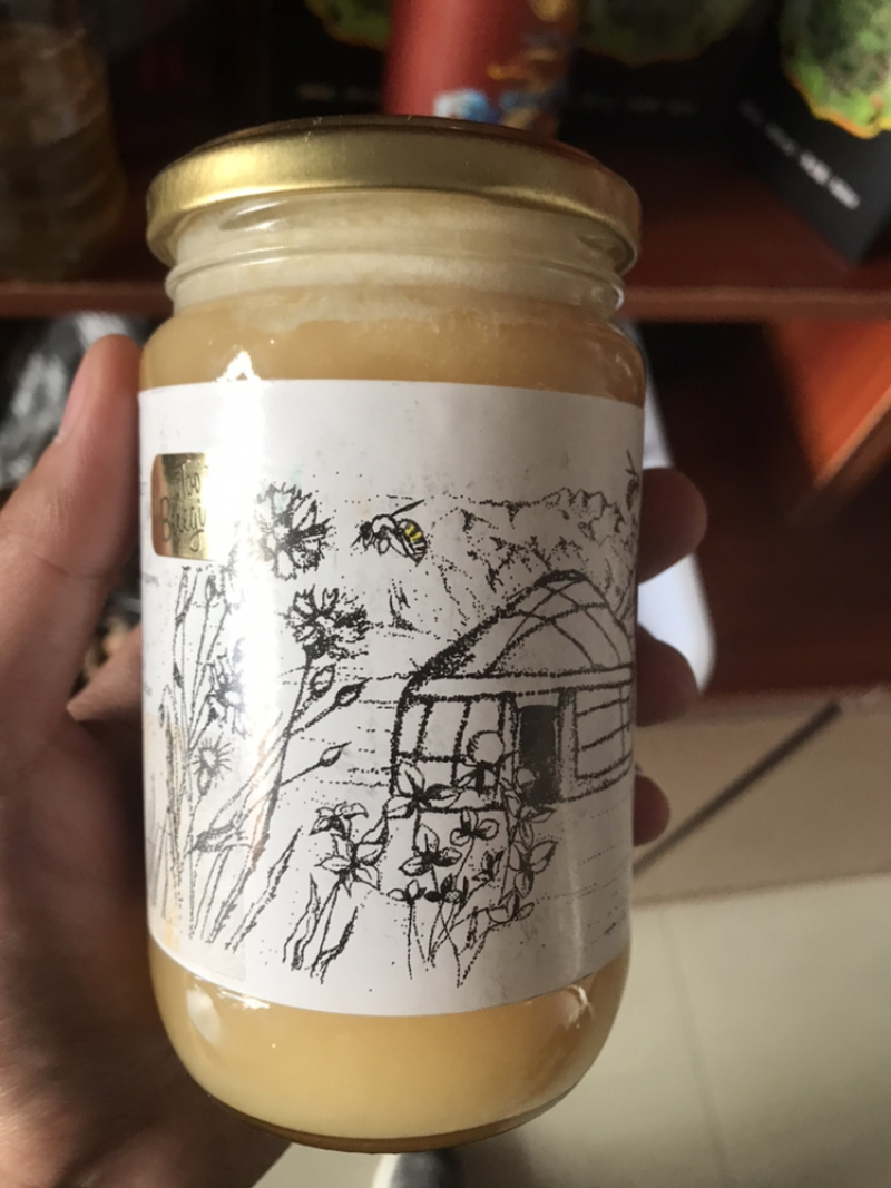 花蜂蜜，雪绒花蜜