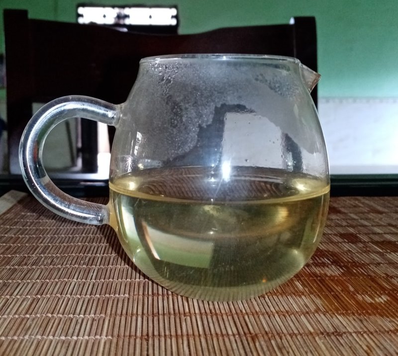 布朗山生态乔木茶、小树茶🈶现货喔！秋茶🈶量欢迎咨询。