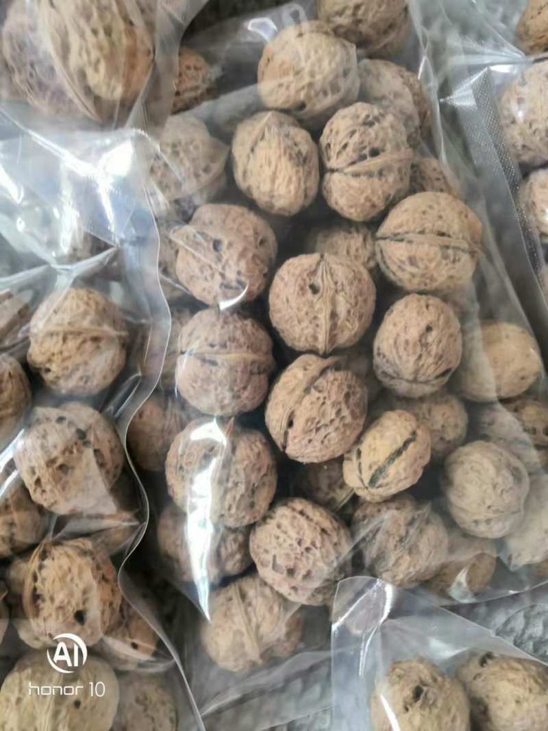 核桃，薄皮核桃，2斤包邮