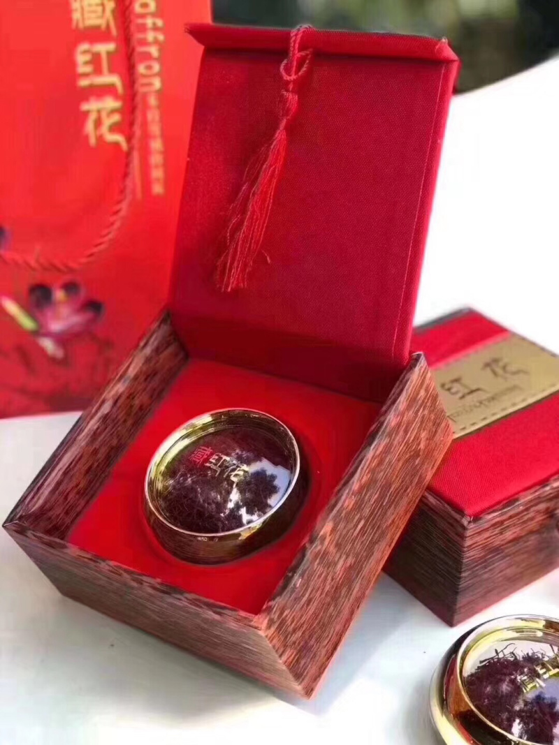 伊朗进口特级藏红花女人花各种规格藏红花产地批发，一手货源