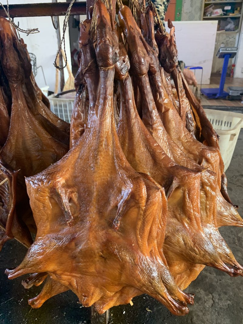 腊鸭烟熏鸭柴火鸭1.4斤腊味湖南特产真空包装鸭子一手货源