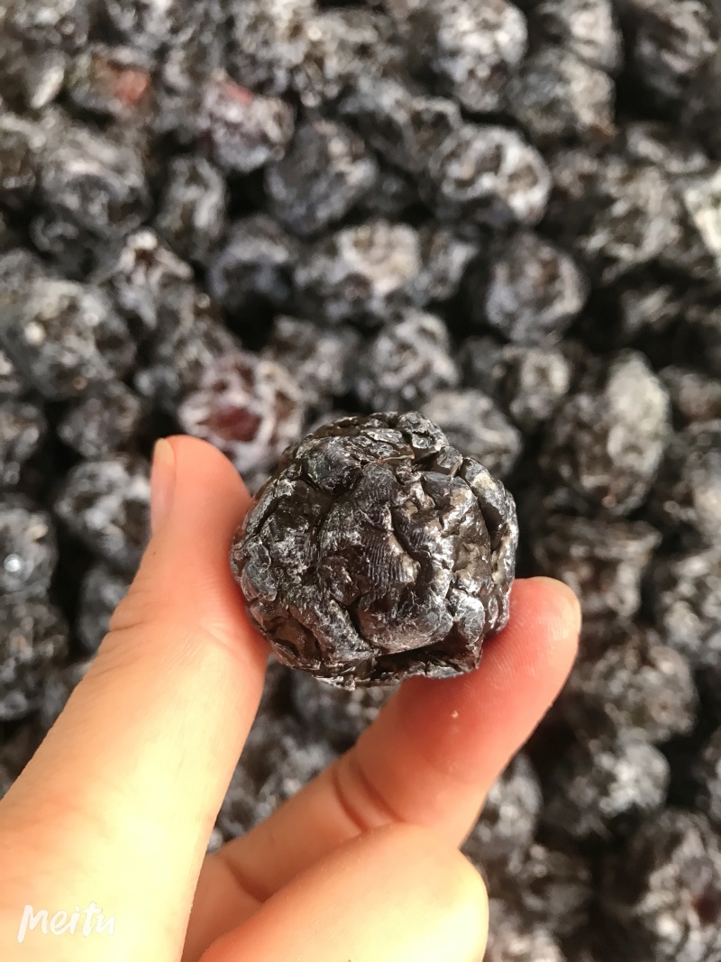 酸甜梅子蜜饯果脯厂家直销量多价优