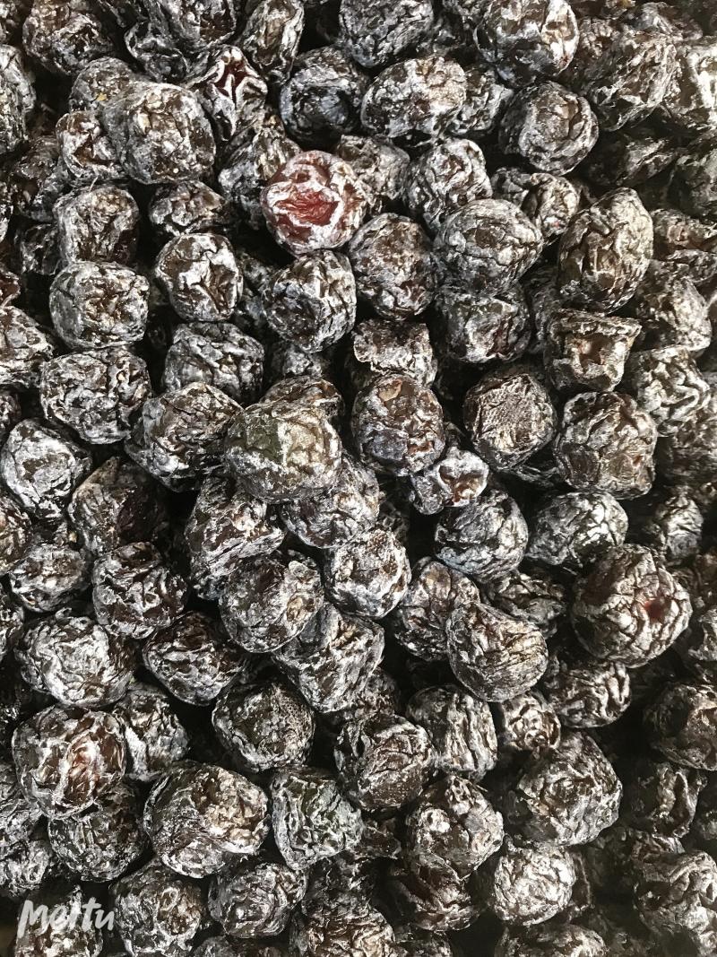酸甜梅子蜜饯果脯厂家直销量多价优