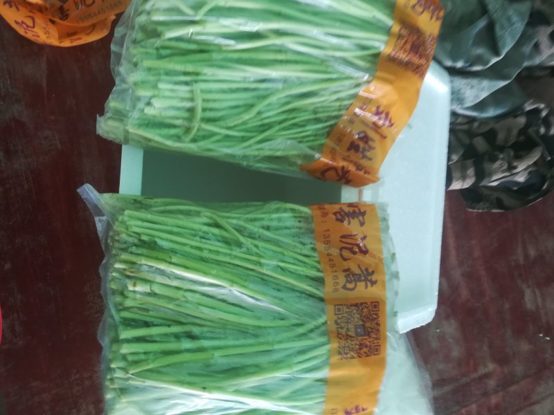 刘姓塘泥蒿带叶芦蒿去老根蒿新鲜藜蒿野生湖北特产农家菜包邮
