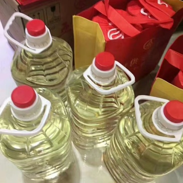 纯粮食酒，老窖酒！微黄！自家酒！