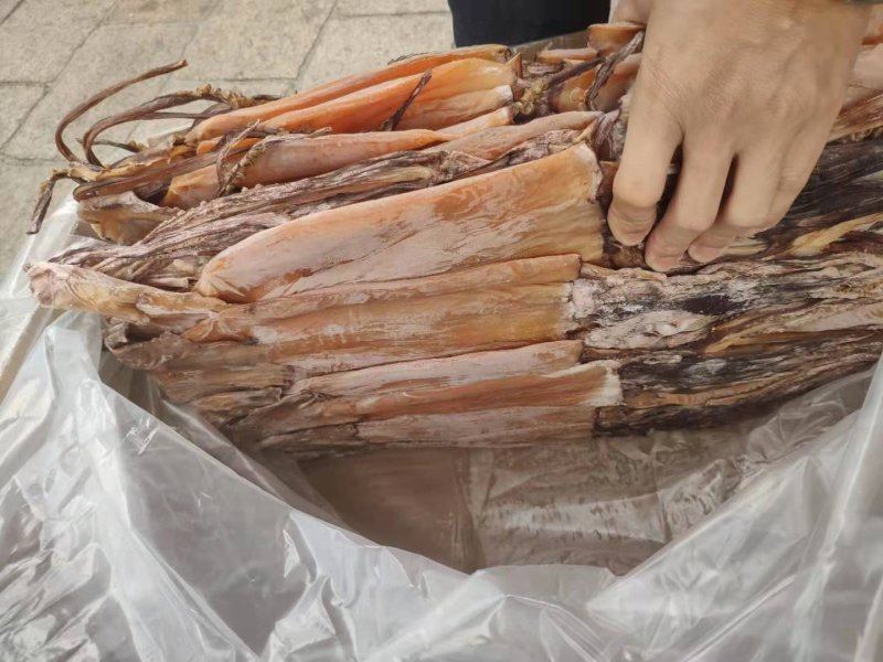 批发淡干鱿鱼干（巨鲸水产出品）