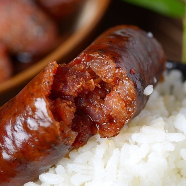 年货四川香肠腊肠腊肉麻辣烟熏农家腊味土猪肠批发