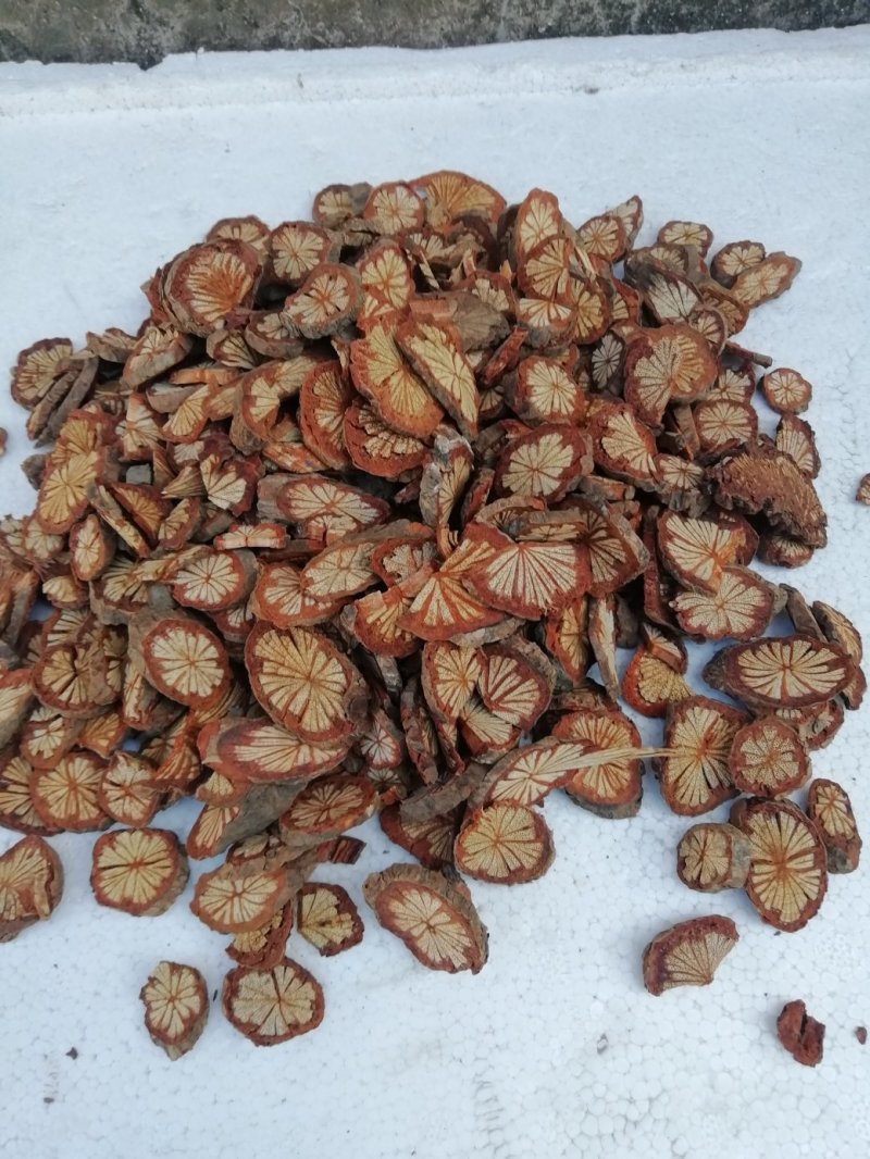 红藤片，生长于皖南高山，足干无任何添加剂，原生态