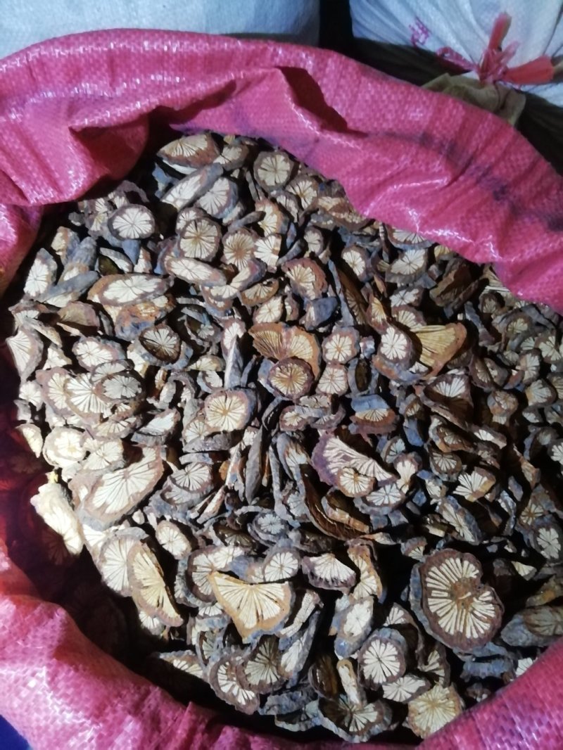 红藤片，生长于皖南高山，足干无任何添加剂，原生态