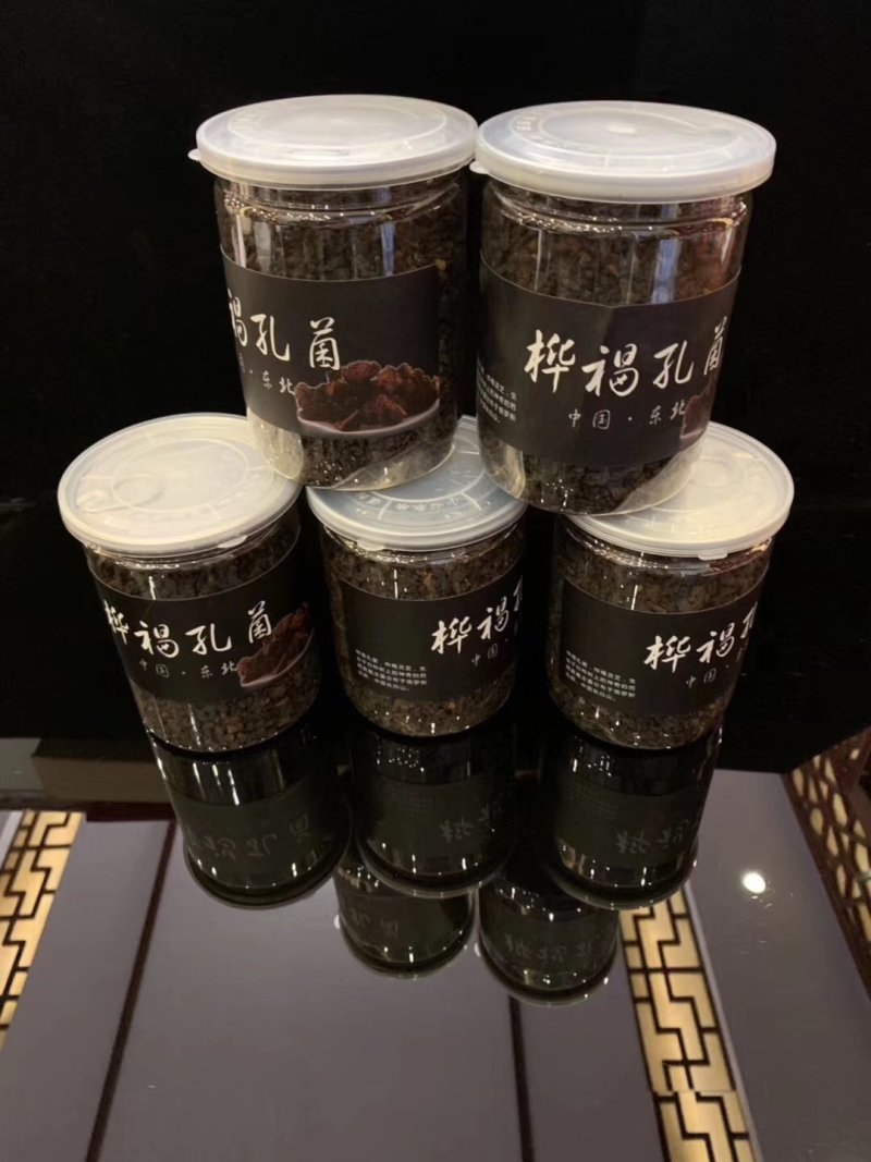 桦树茸黑晶一斤是普通桦树茸的5倍功效泡水煮水喝
