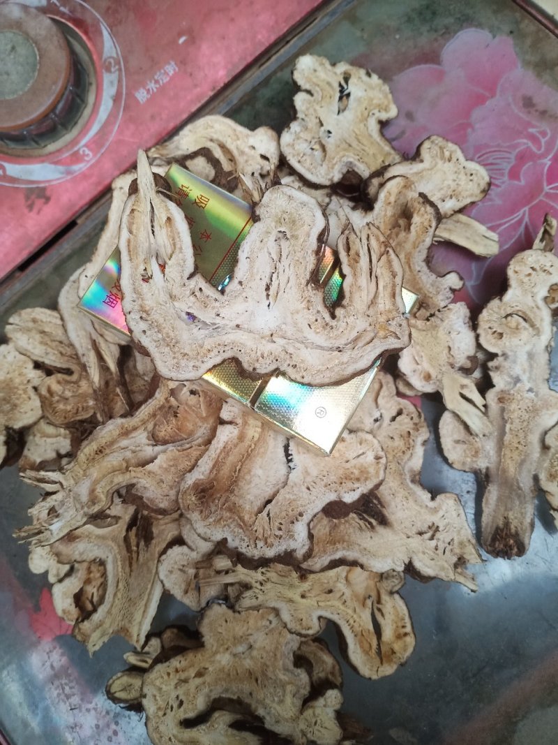 产地直销，无硫白术片炒白术，各种规格，量大从优，欢迎新老