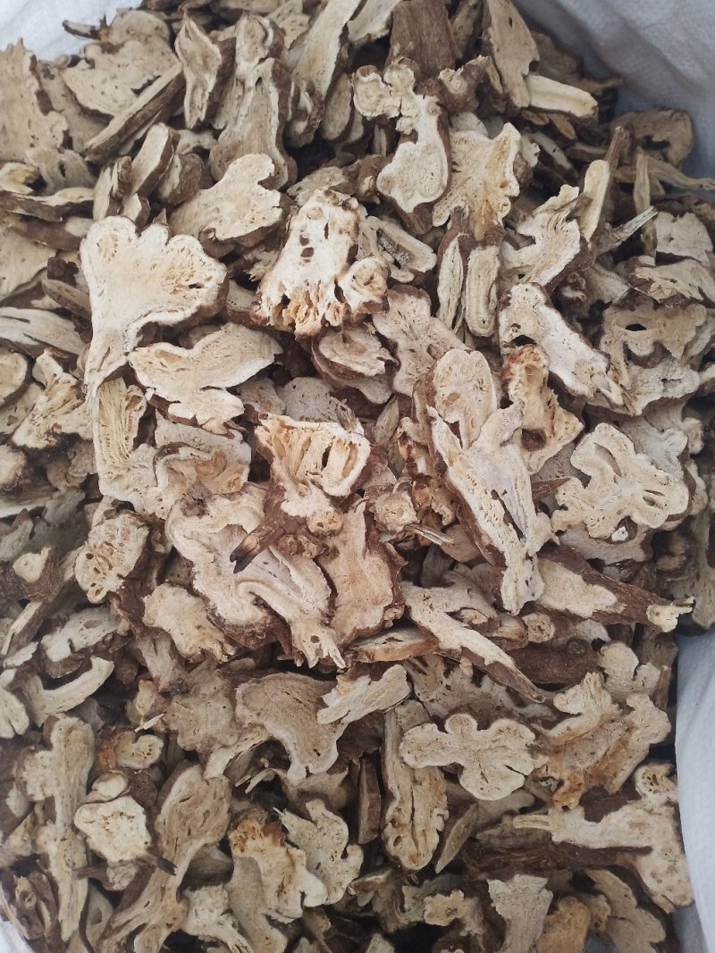 产地直销，无硫白术片炒白术，各种规格，量大从优，欢迎新老