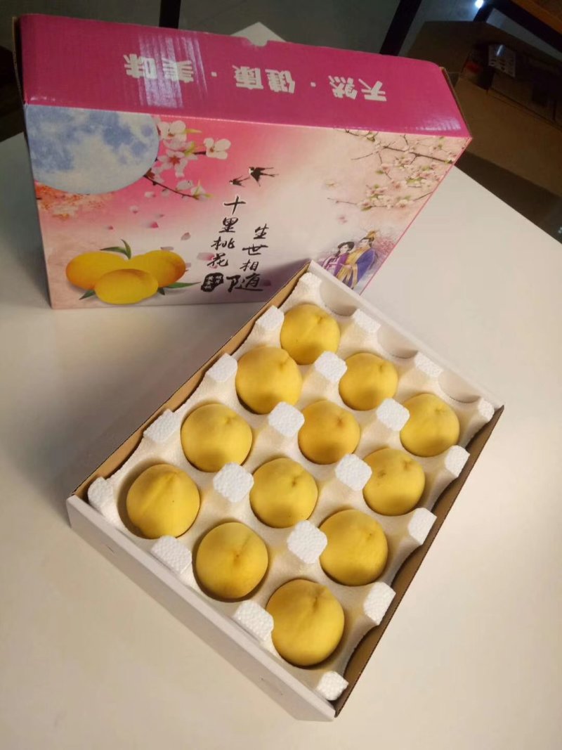 供应桃苗，成品苗，实生苗