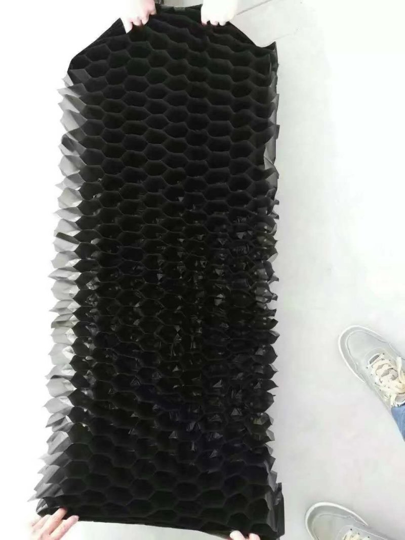 PE连体蜂窝育苗袋快速装土蜂窝状育苗容器育苗袋