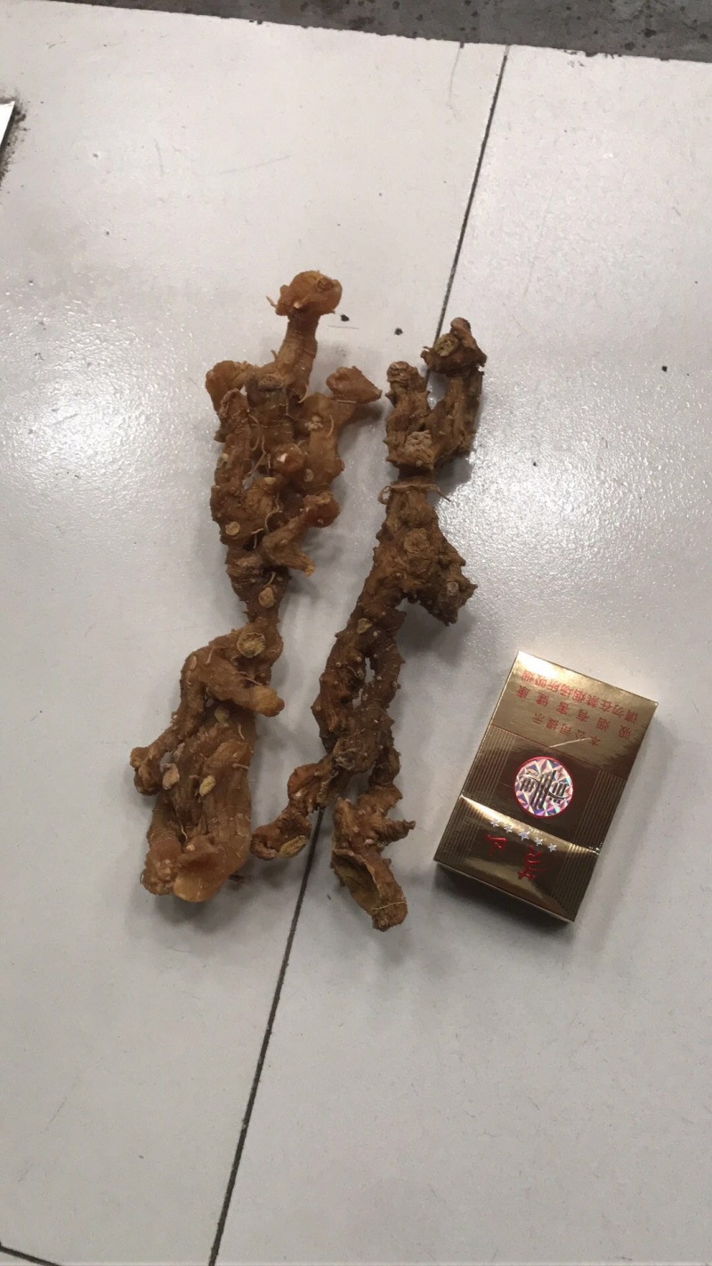 黄精大个（干度好、颜色漂亮、肉头饱满）