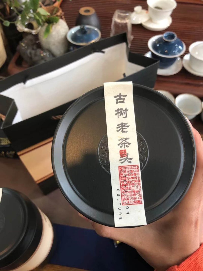 古树老茶头普洱茶熟茶勐海料大坨