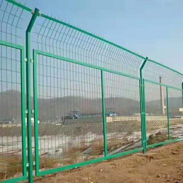 边框围网护栏网围栏网铁丝网养殖网高速公路安全防护网围挡