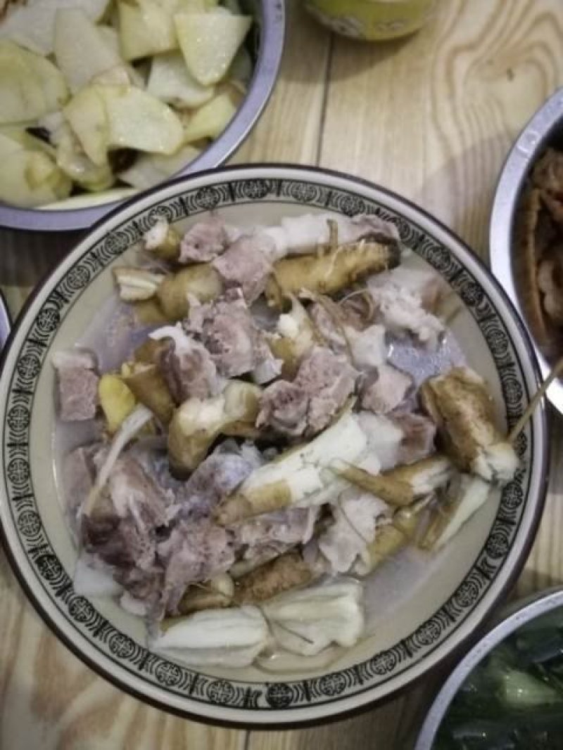 新鲜农家甜当归，香糯脆甜里你养生的天然炖品