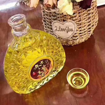 冬虫夏草酒