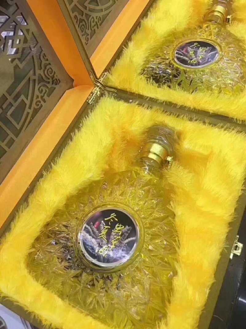 冬虫夏草酒