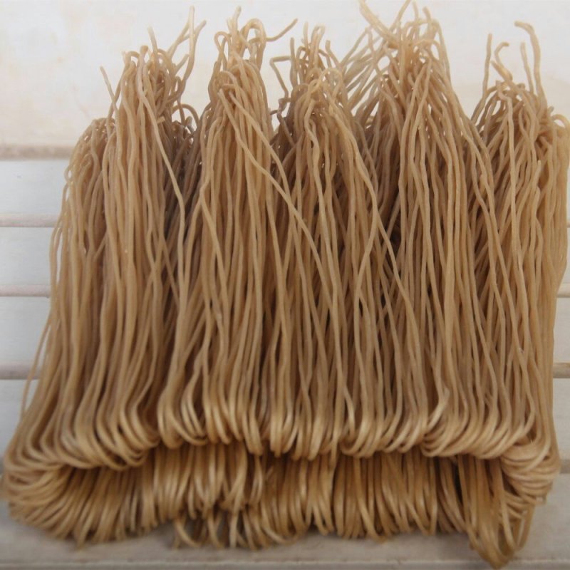 酸辣粉老百姓粉条好吃不腻，无天加剂口感好，有嚼劲