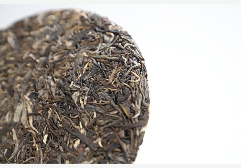 高货冰岛片区2019年明前早春茶357g生茶饼茶