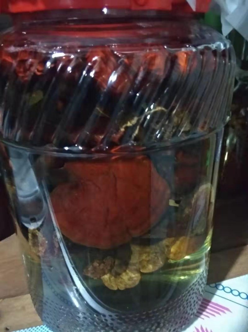 正宗傣族小锅酒，灵芝酒，各类泡酒