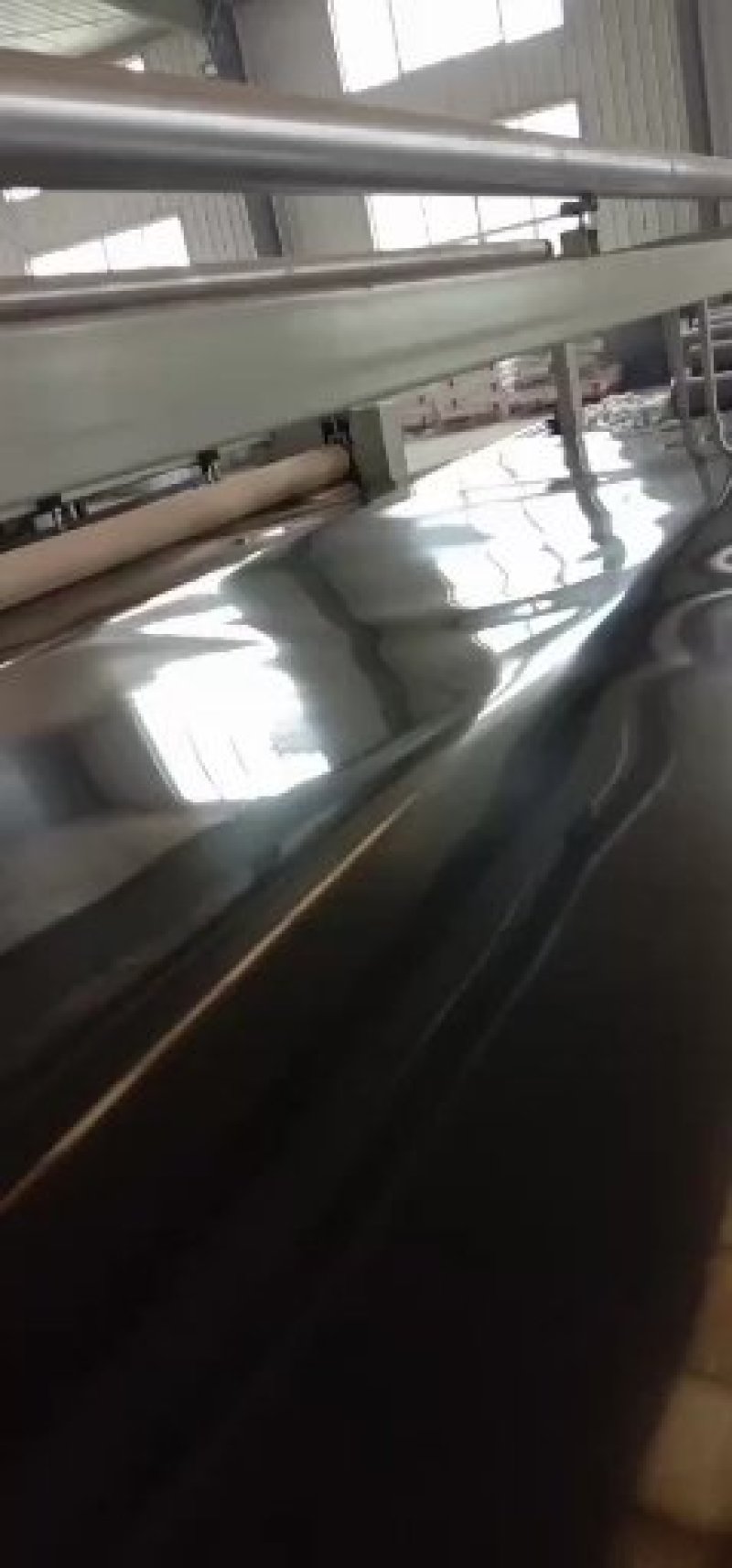 真正的厂家直销，大量供应土工布，土工膜，防水毯，排水网等