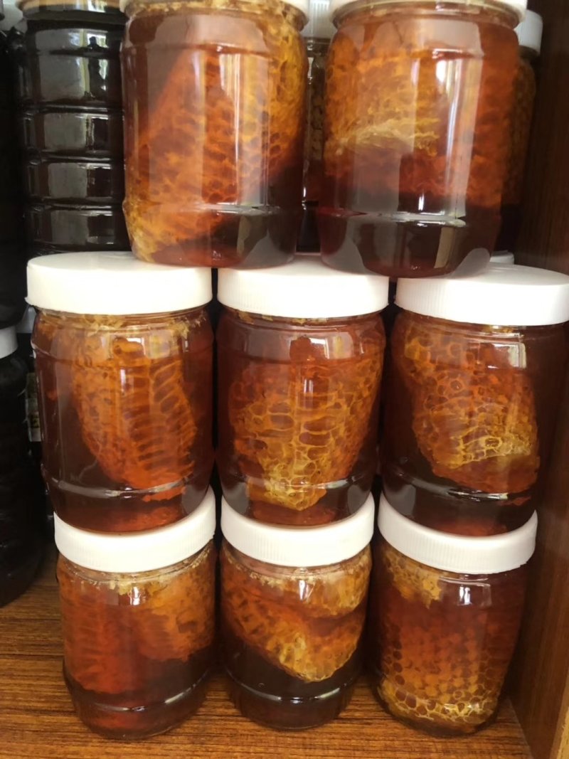 这两天枇杷蜜又特别畅销[得意]枇杷蜜清心火润肺止咳