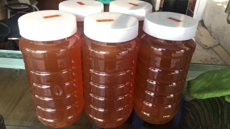 这两天枇杷蜜又特别畅销[得意]枇杷蜜清心火润肺止咳