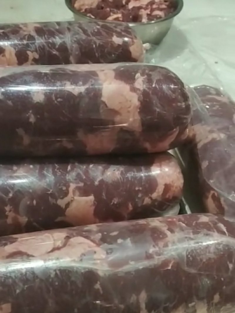 整块牛碎肉纯牛前加工