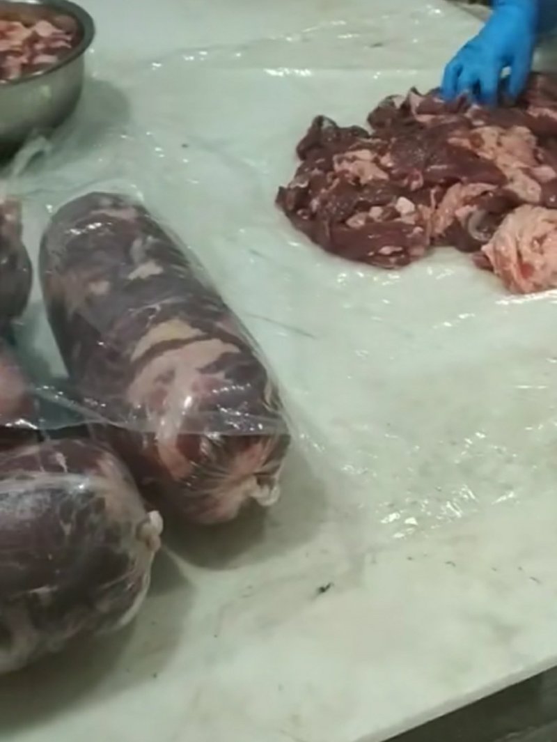 整块牛碎肉纯牛前加工