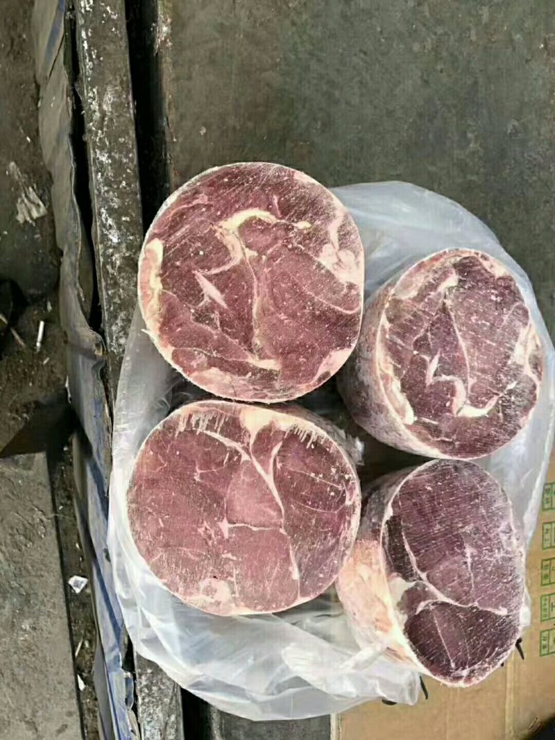 去骨后腿羊肉，炖锅炒菜都合适。。。