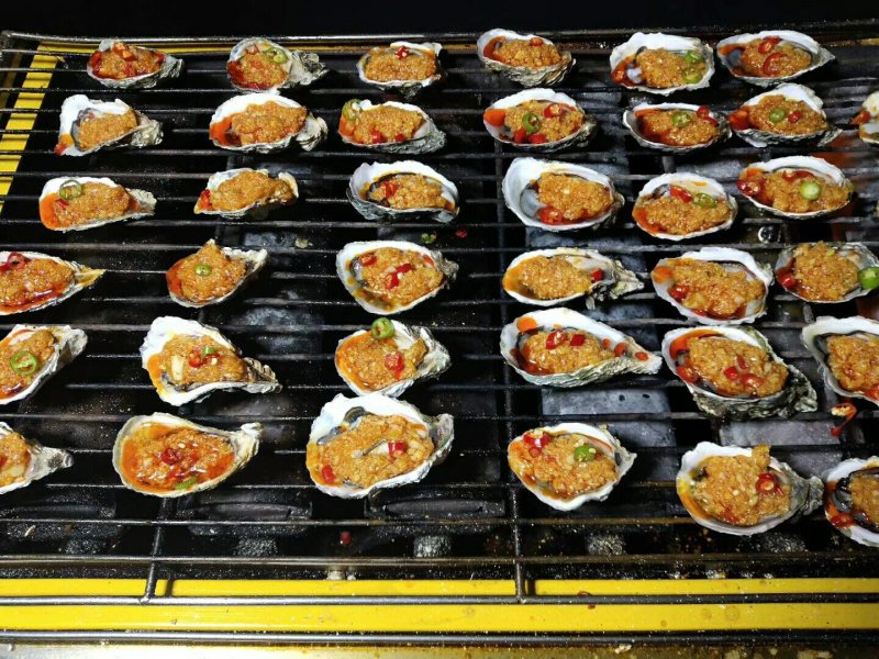 生蚝鲜活全壳烧烤牡蛎汫洲原产地直销大批量供货
