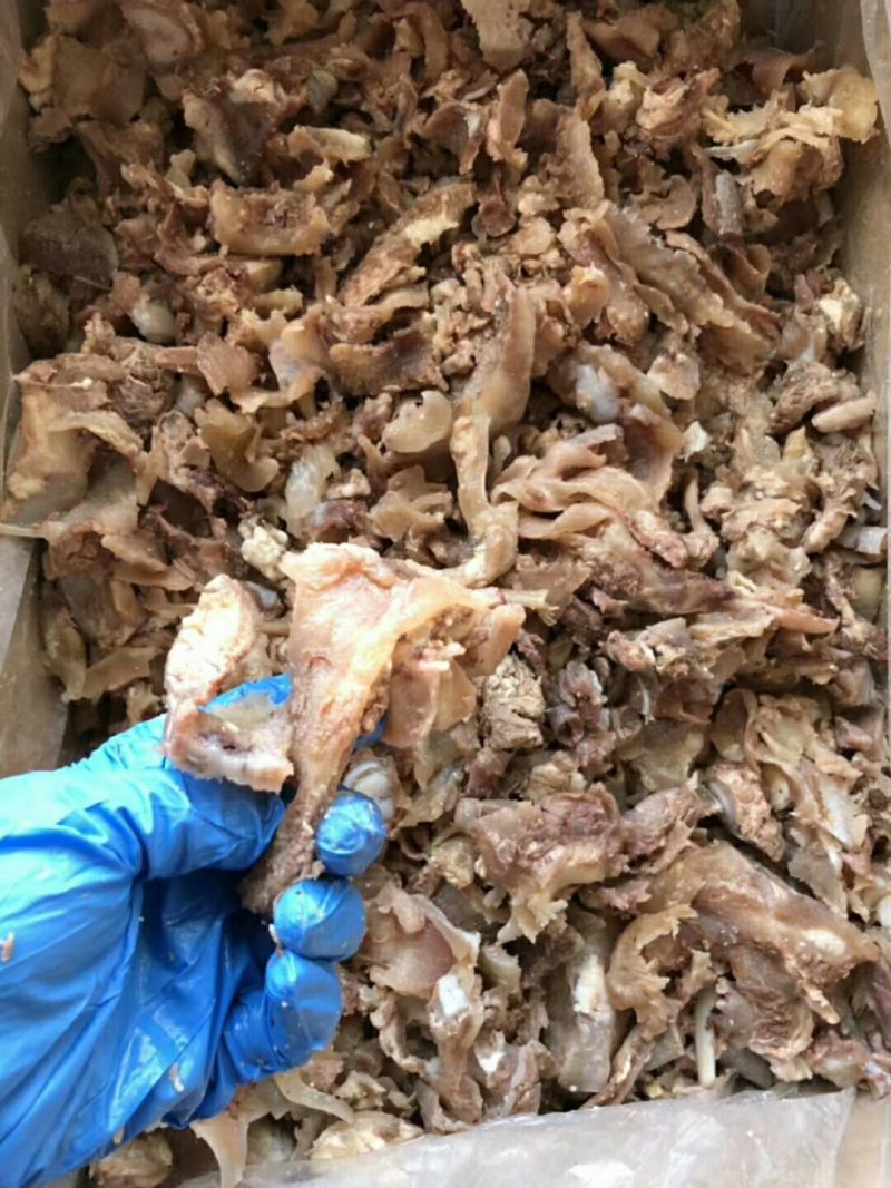 熟剔骨肉，刮骨肉。开袋即食，