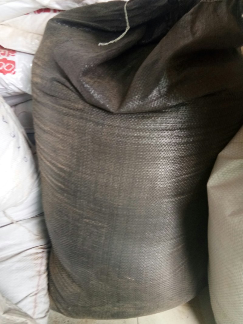 秘鲁进口鱼粉，国产脱脂鱼粉，鱼干，酵母粉，牛羊舔砖，