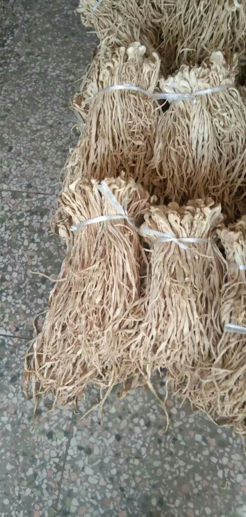 萝卜干！辽宁五把萝卜干大量有货条白价格便宜口感好欢迎咨询