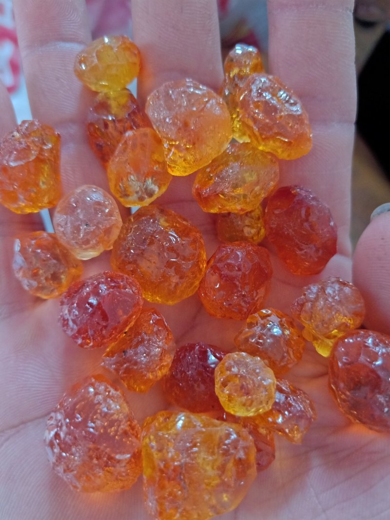 湖北桃胶，雪燕，规格齐全，产地直发，包正品质一手货源量大