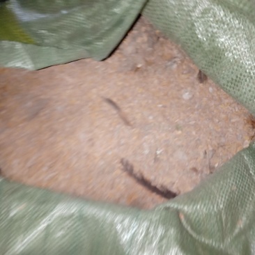 稻壳鸡粪，大量供应，提供物流配送欢迎种植大户联