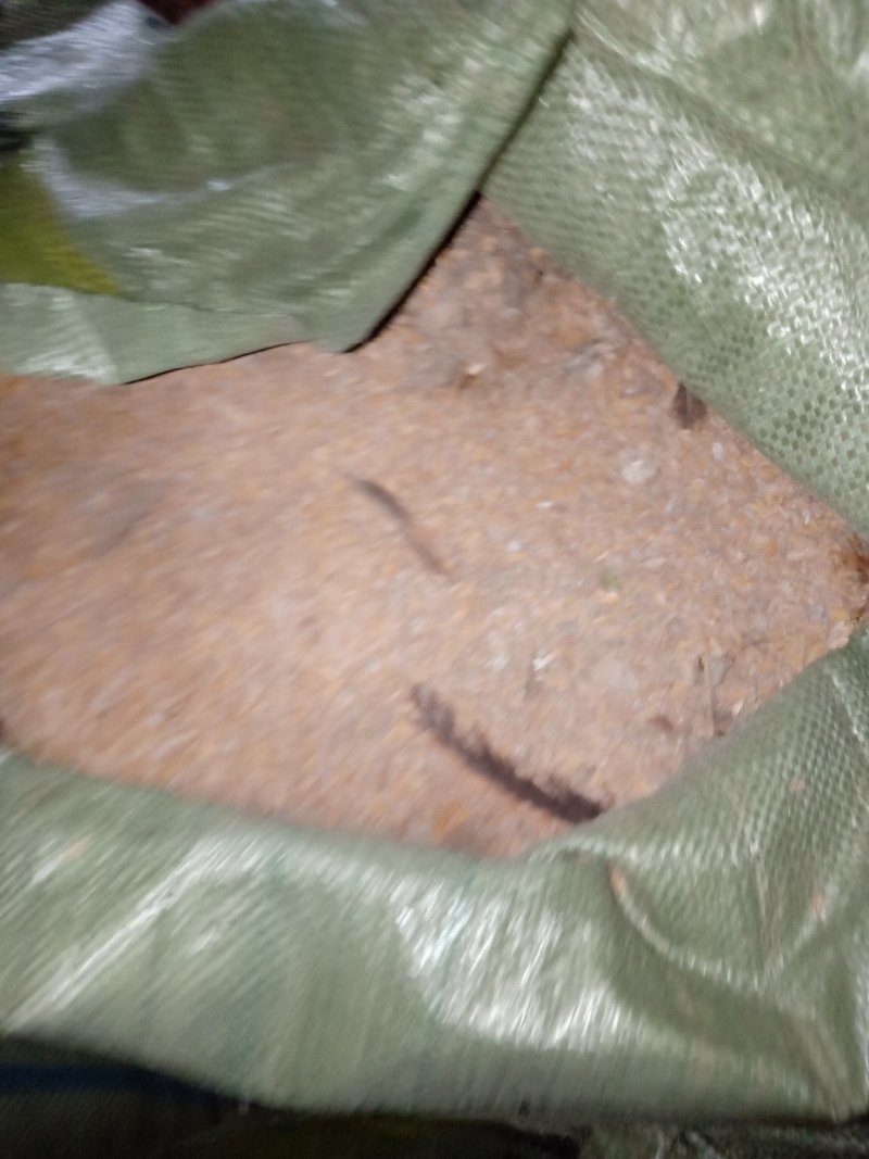 稻壳鸡粪，大量供应，提供物流配送欢迎种植大户联