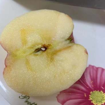 纸加膜红富士水晶冰糖，脆甜可口整车代发，产地直销