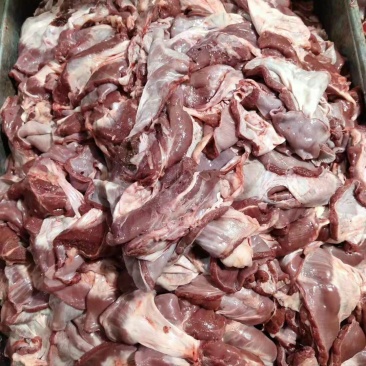 长年批发零售，本地羊连心肉，照片实物拍摄质量保证