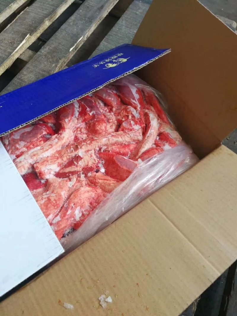 内蒙古草原领头羊羊心肺，羊副，心肺连体，颜色新鲜