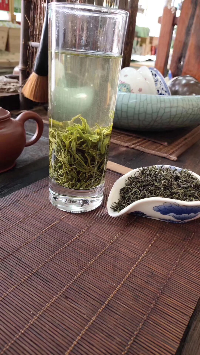 绿茶-毛尖一缕香，一口爽——饮之有道都市生活茶。