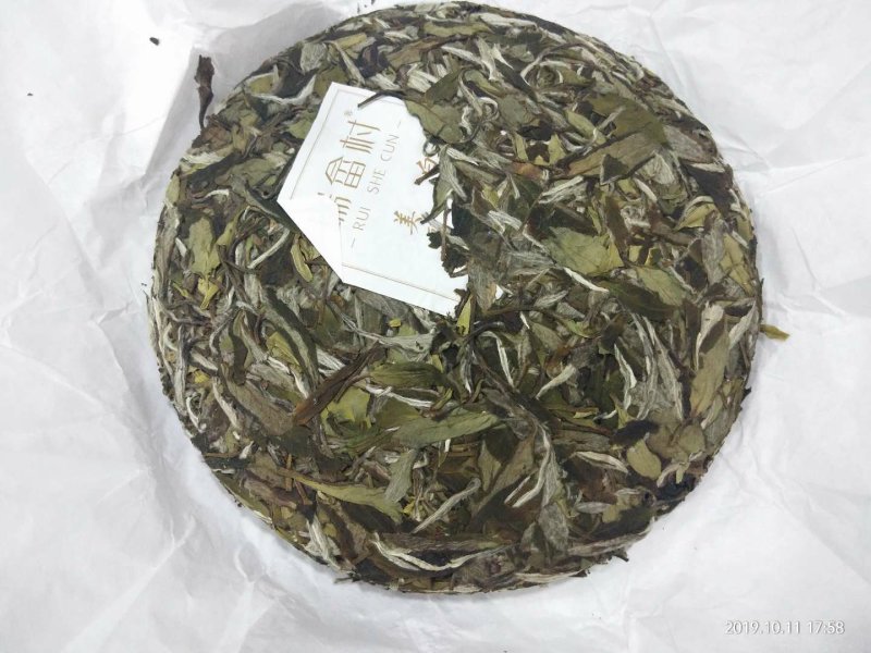 福鼎白茶牡丹饼茶300g一饼2019年份
