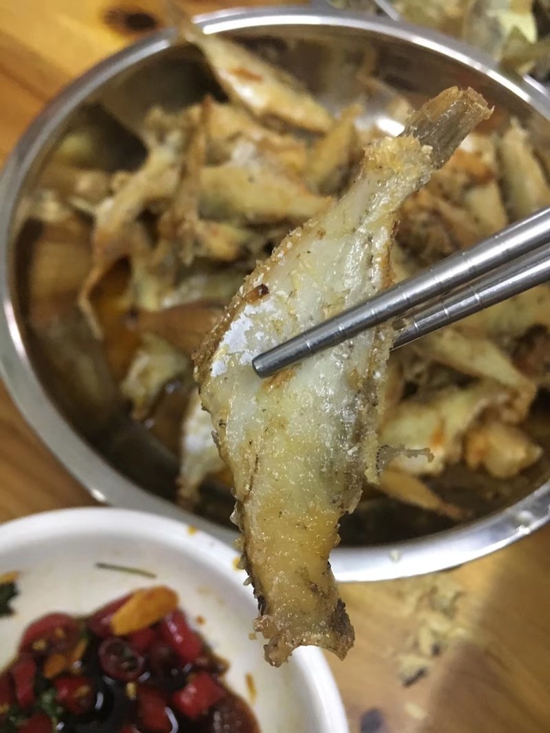 自晒迪仔鱼干剥皮鱼干小鱼仔（淡味）