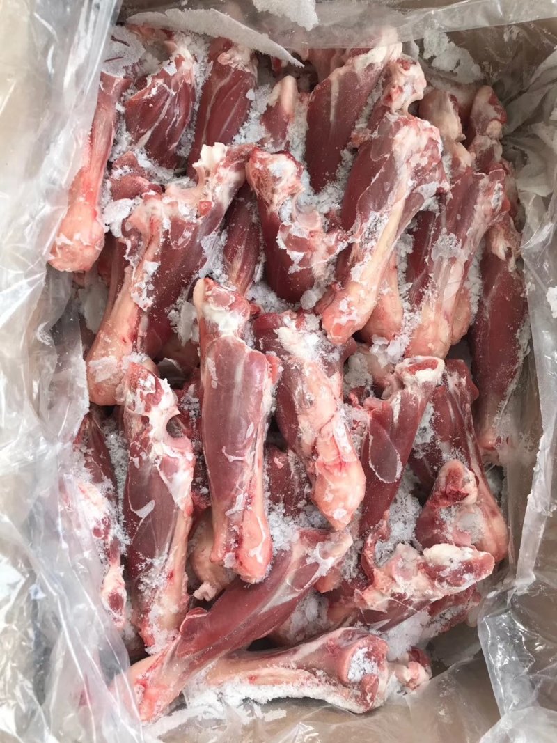 锡盟羔羊前腱子，烧烤，中餐都不错